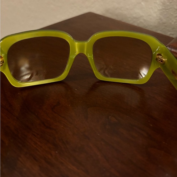 Salvatore Ferragamo Sunglasses - Picture 4 of 11